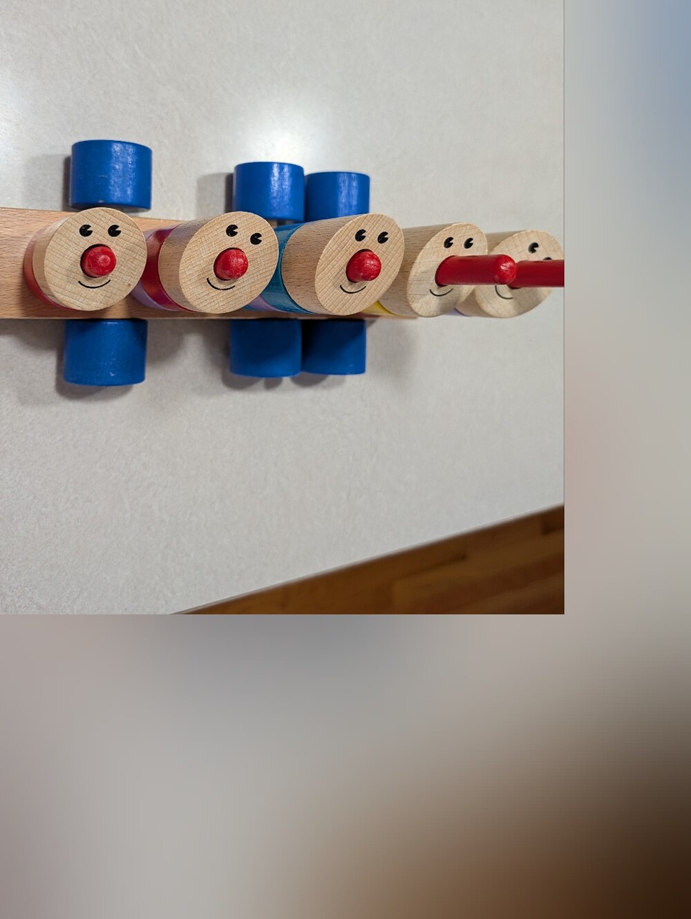 Convoi Pull & Stack Toy - Picture 2 of 5